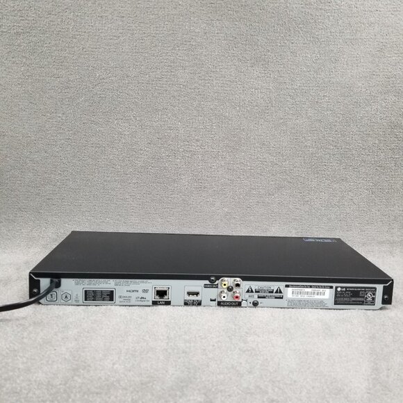 LG BP220 Blu Ray DVD Player USB HDMI Ethernet Network No Remote Tested Working - Picture 2 of 12